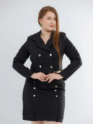 Trendy Fall/Winter 2025 Fashion Guide: Outerwear, Knitwear & Tailoring Essentials